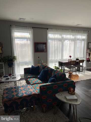 4007 RIDGE, PHILADELPHIA, PA 19129