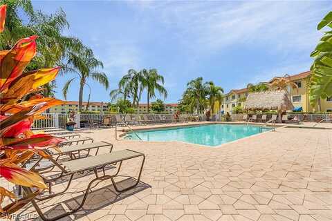 Key Royal Cir, Naples, FL 34119