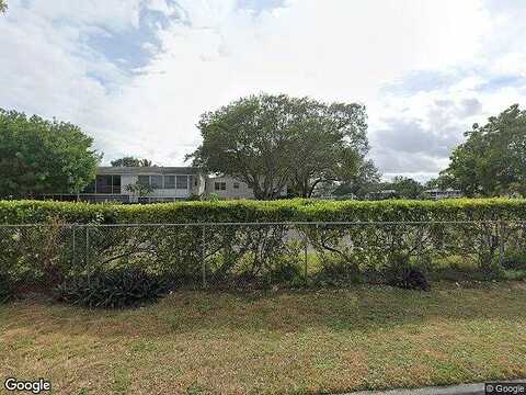 Westbury E, Deerfield Beach, FL 33442