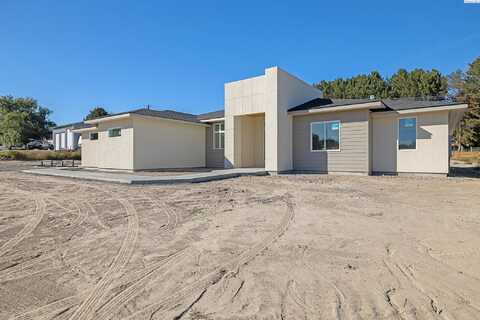 E 82 Pr Se, Kennewick, WA 99338