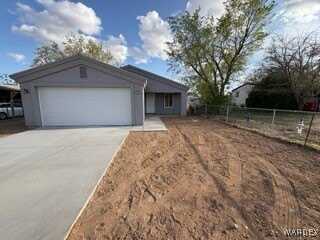 3182 E Mcvicar Avenue, Kingman, AZ 86409