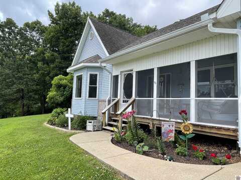 448 Bayshore Drive, Cadiz, KY 42211