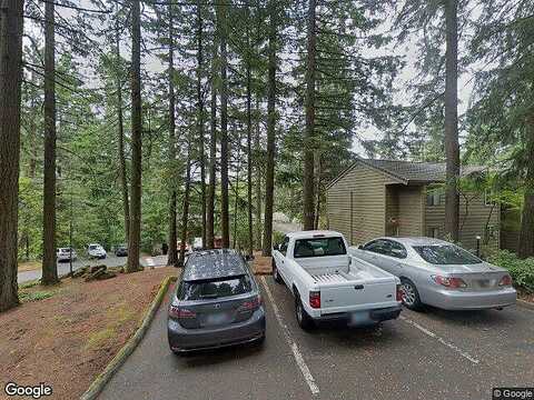 Cervantes Cir # 7-A, LAKE OSWEGO, OR 97035