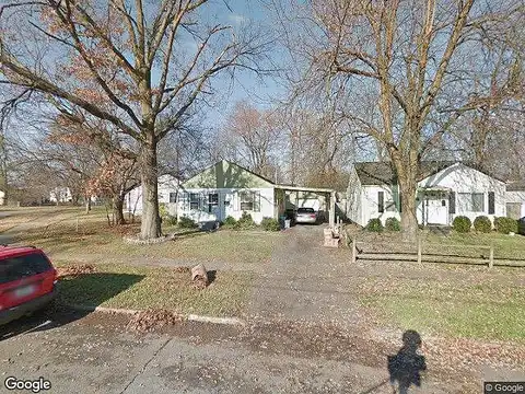 Clara, LOUISVILLE, KY 40215