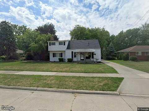 Veronica, EASTPOINTE, MI 48021