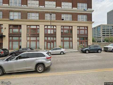 Grand, KANSAS CITY, MO 64108