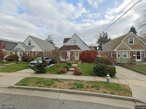 Brown, HEMPSTEAD, NY 11550