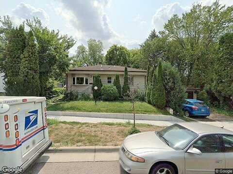 Cottage, SAINT PAUL, MN 55117