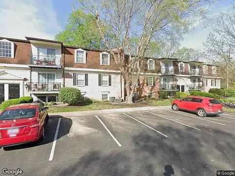 Chanel, LOUISVILLE, KY 40218