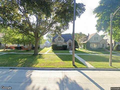 54Th, MILWAUKEE, WI 53216