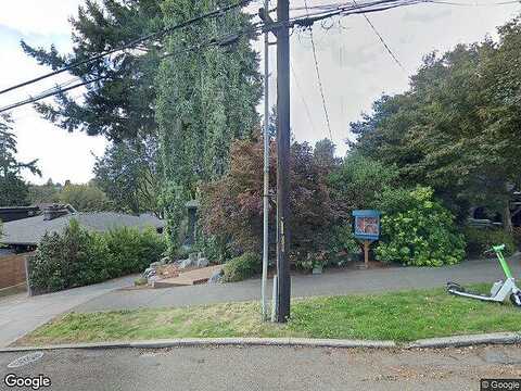 33Rd, SEATTLE, WA 98122
