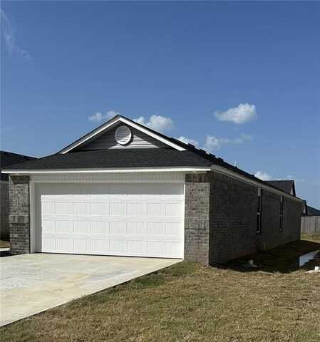 8907 Preston Wood DR, Fort Smith, AR 72916