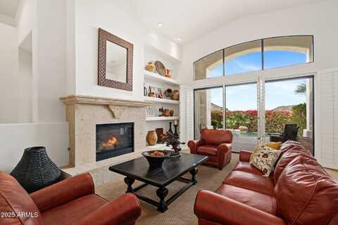 11187 E DE LA O Road, Scottsdale, AZ 85255