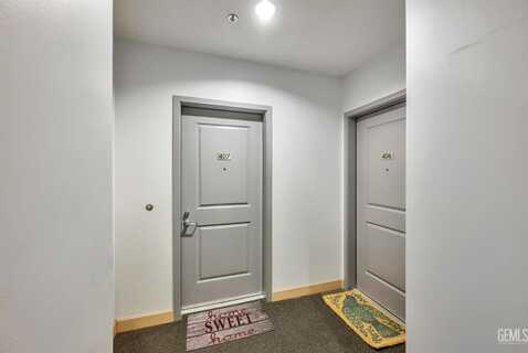 368 Elm Street, San Francisco, CA 94102