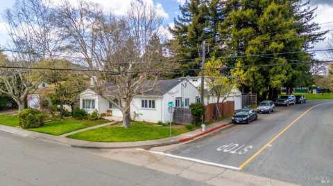 202 Magnolia Street, Ukiah, CA 95482