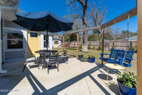 102 NW 1st Street, Oak Island, NC 28465