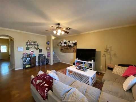 207 Capps dr, College Station, TX 77845