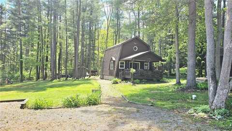 8121 Woodside Drive, Rushford, NY 14717