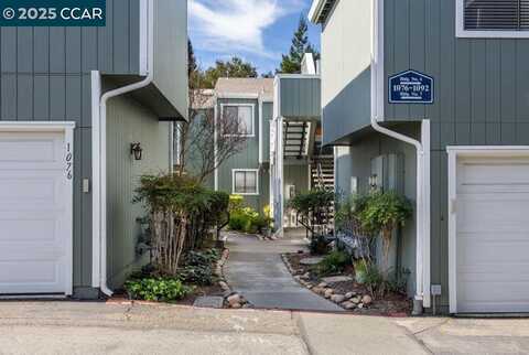 1086 Maywood Ln, Martinez, CA 94553