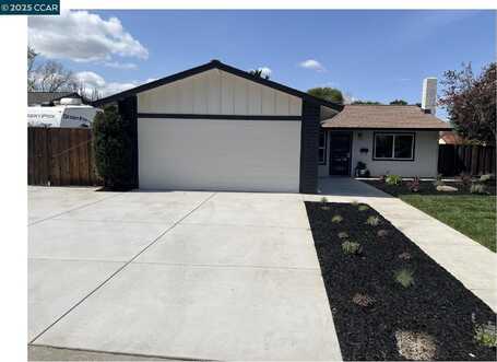 562 Swallow Dr, Livermore, CA 94551