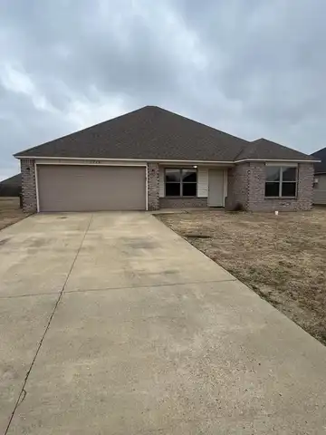 3726 REMINGTON DR., Jonesboro, AR 72404