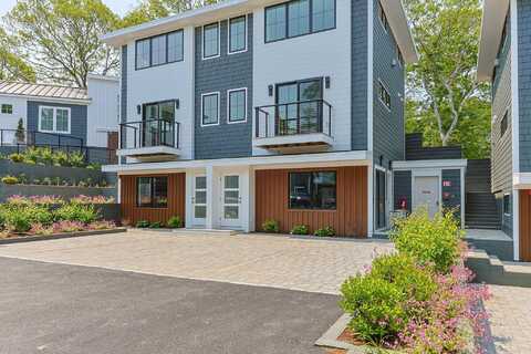 50 Nelson Avenue, Provincetown, MA 02657