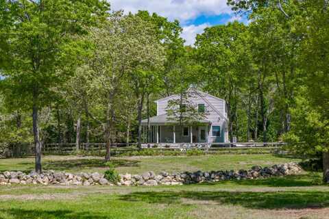 21 Cloverfield Way, Hatchville, MA 02536
