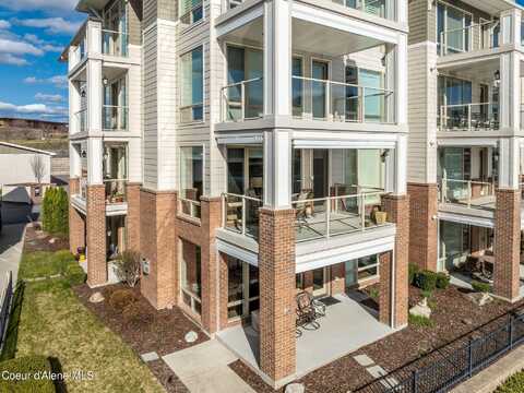 415 W WATERSIDE DR, Post Falls, ID 83854