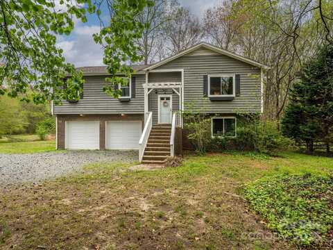 5601 Indian Brook Drive, Matthews, NC 28104