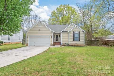 11404 Larix Drive, Charlotte, NC 28273