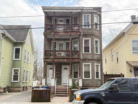 222 Dover Street, New Haven, CT 06513