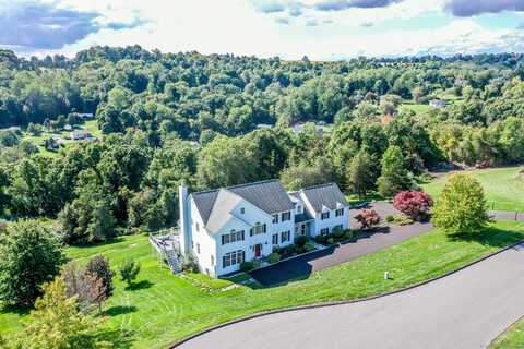 8 Trailing Ridge Road, Brookfield, CT 06804