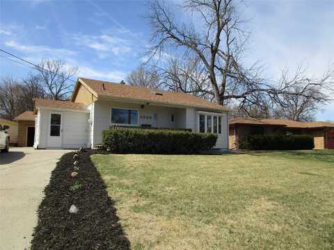 3846 Lower Beaver Road, Des Moines, IA 50310