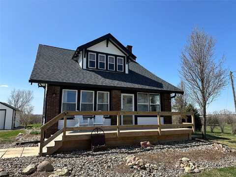 2313 Yellow Avenue, Panora, IA 50216