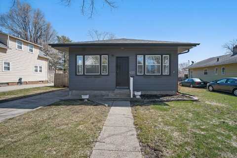 2327 E 13th Street, Des Moines, IA 50316