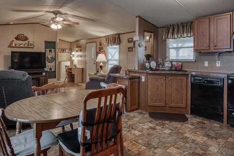10348 W US HWY 90 - Space 8, Del Rio, TX 78840