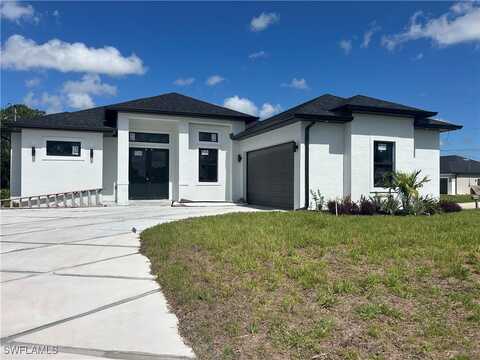 807 Zehra Avenue N, Lehigh Acres, FL 33971