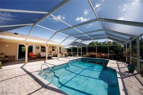 422 SW 44th Terrace, Cape Coral, FL 33914