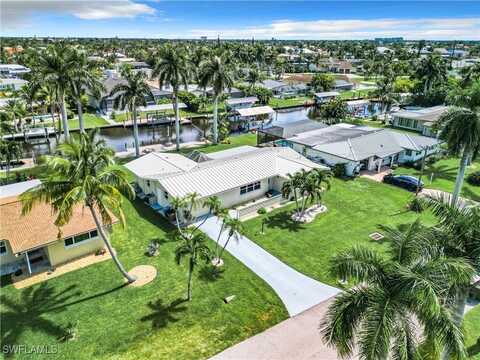 5249 Sunset Court, Cape Coral, FL 33904