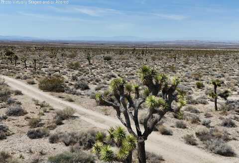 Avenue X 8, Llano, CA 93544