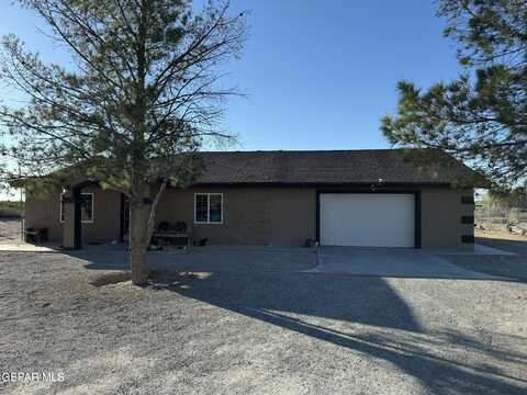 121 Compa Drive, Tornillo, TX 79853