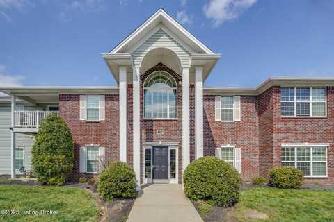4901 Crossing Spring Way, Louisville, KY 40229
