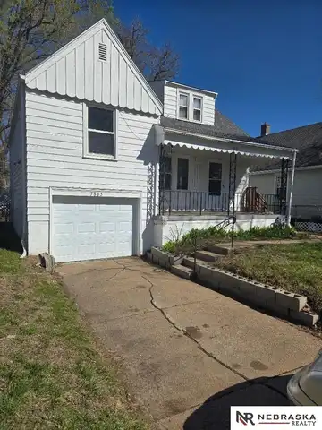 5805 N 28th Avenue, Omaha, NE 68111
