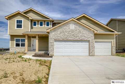 11707 S 123rd Avenue, Papillion, NE 68046