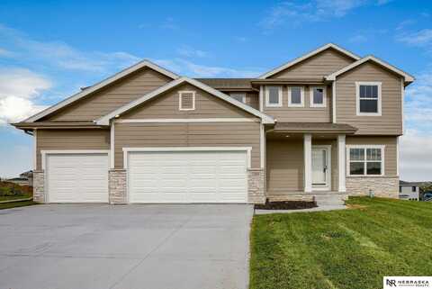 11707 S 123rd Avenue, Papillion, NE 68046