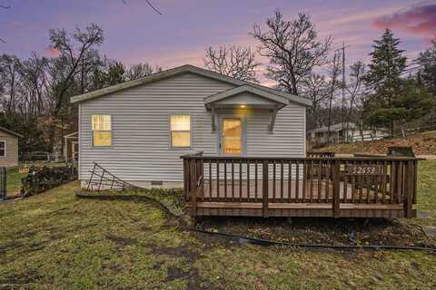 52653 Lakeview Drive, Dowagiac, MI 49047