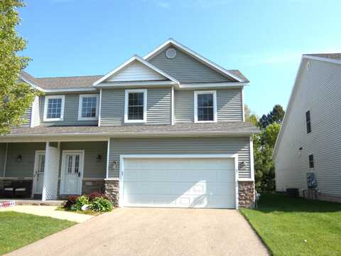 2535 Holiday House Road, Saint Joseph, MI 49085