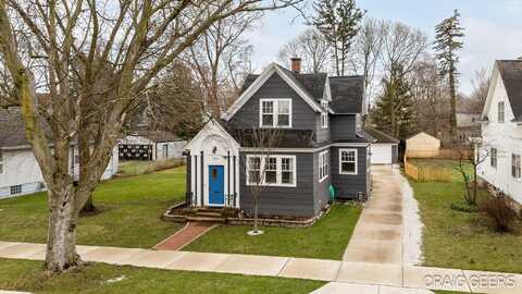 208 W 10th Street, Holland, MI 49423