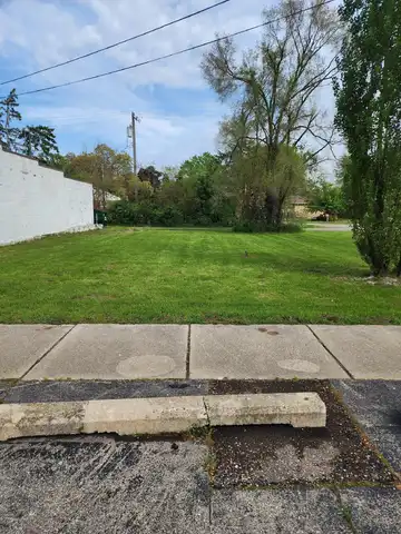 37135 Ferndale Street, Romulus, MI 48174