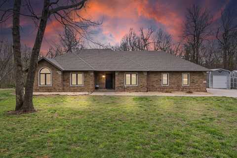 4660 E Red Oak Lane, Springfield, MO 65803